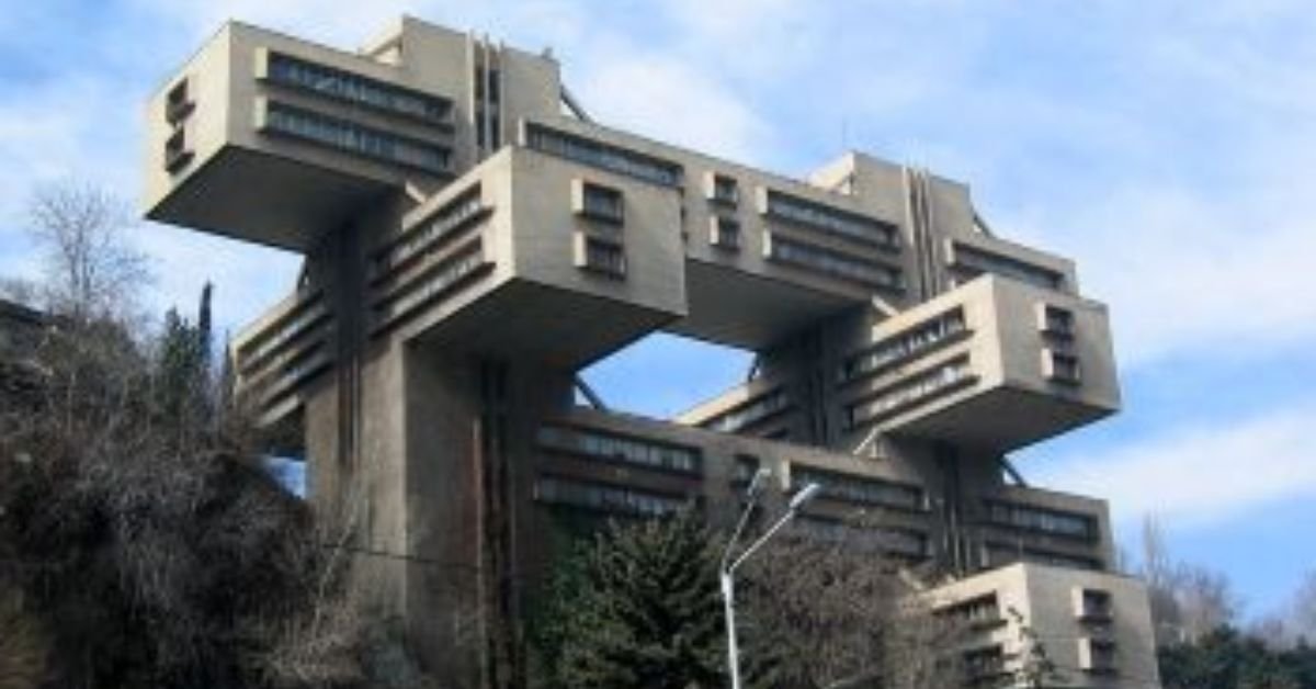 Historical Background of Brutalism